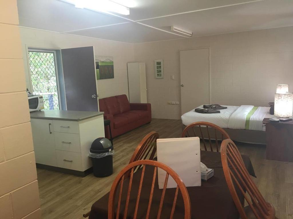 Mapleton Cabins & Caravan Park Luaran gambar