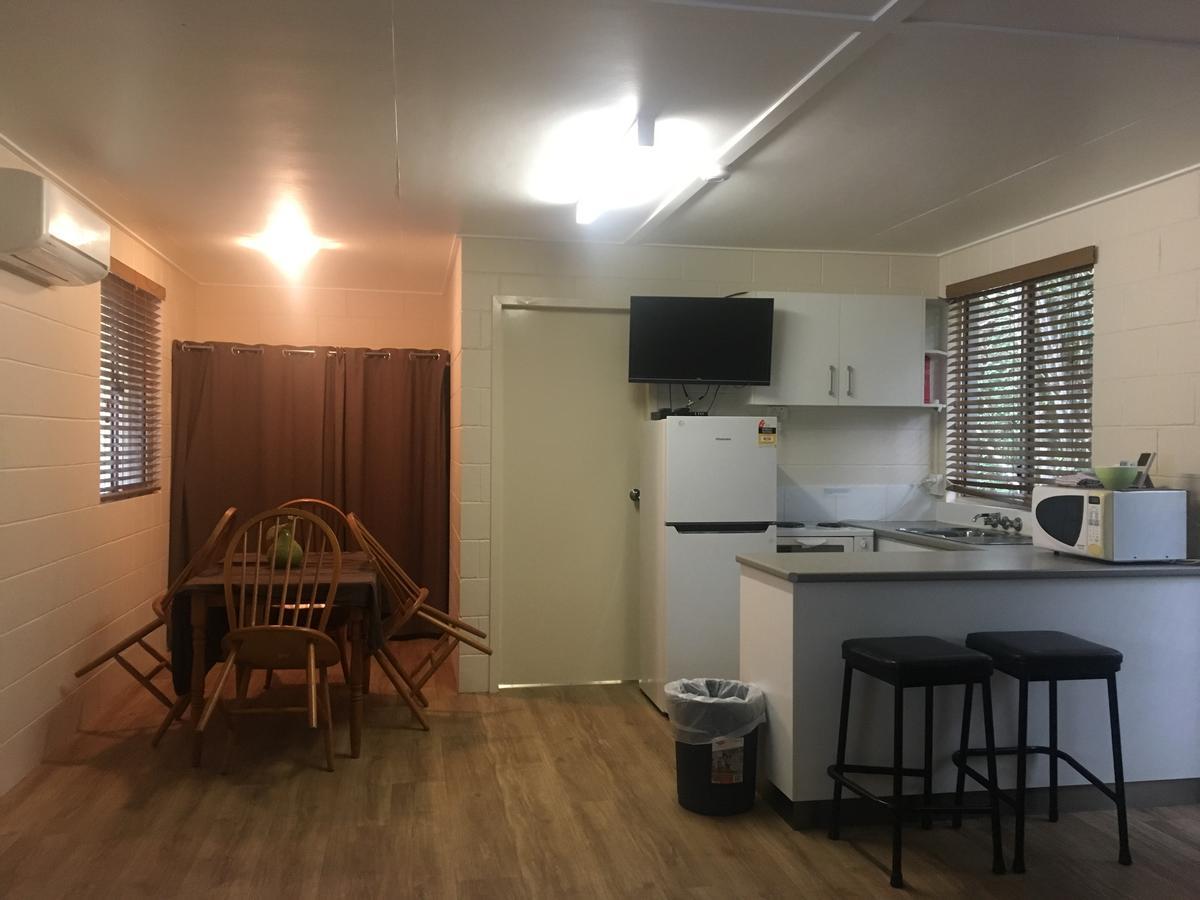Mapleton Cabins & Caravan Park Luaran gambar